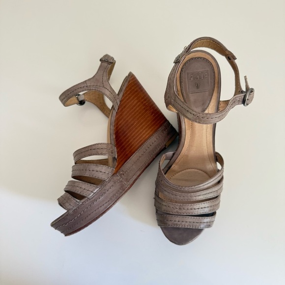 Frye Womens Corrina Stitch Leather Wedge Sandals Taupe Brown Size 10 - Picture 3 of 6